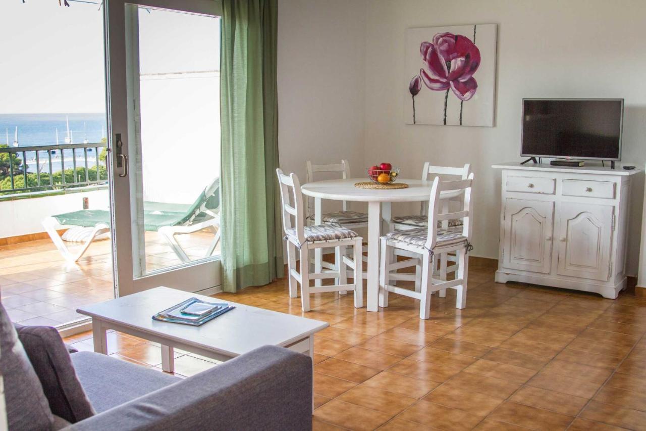 Apartamentos Encanto Del Mar Cala Galdana  Bagian luar foto