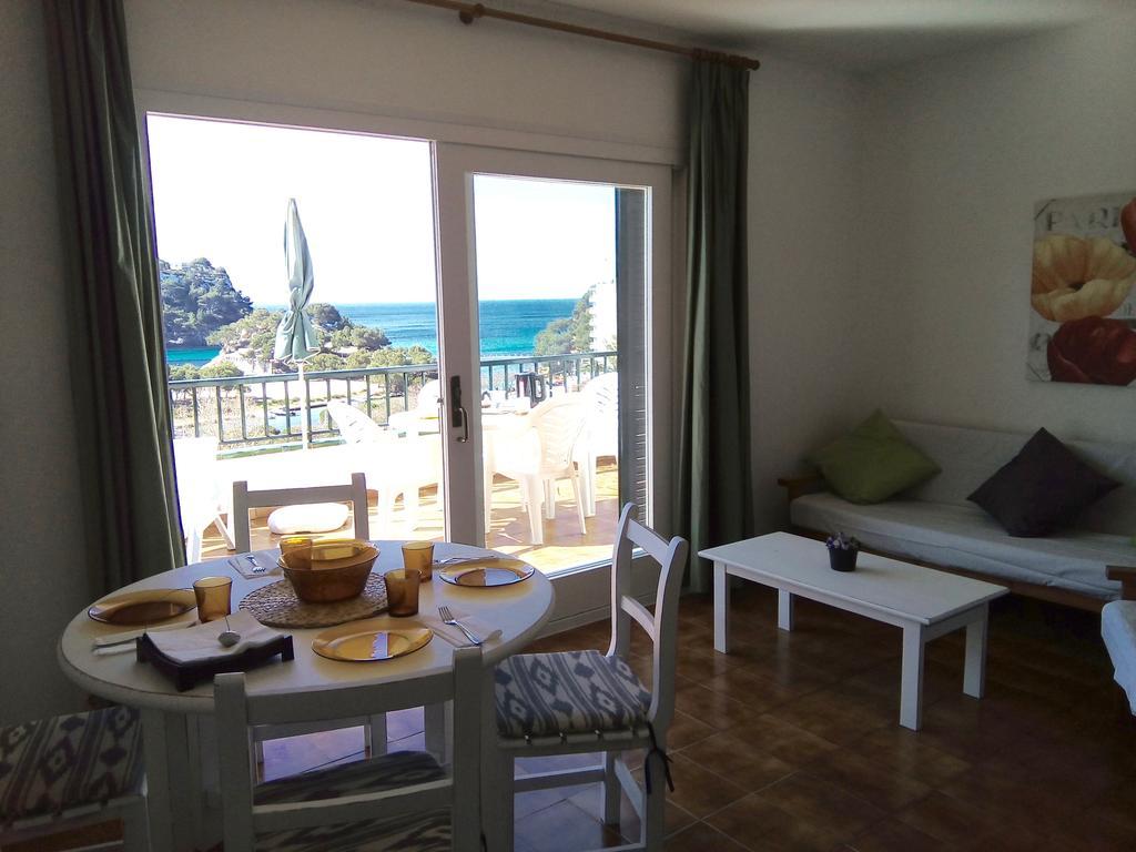 Apartamentos Encanto Del Mar Cala Galdana  Bagian luar foto