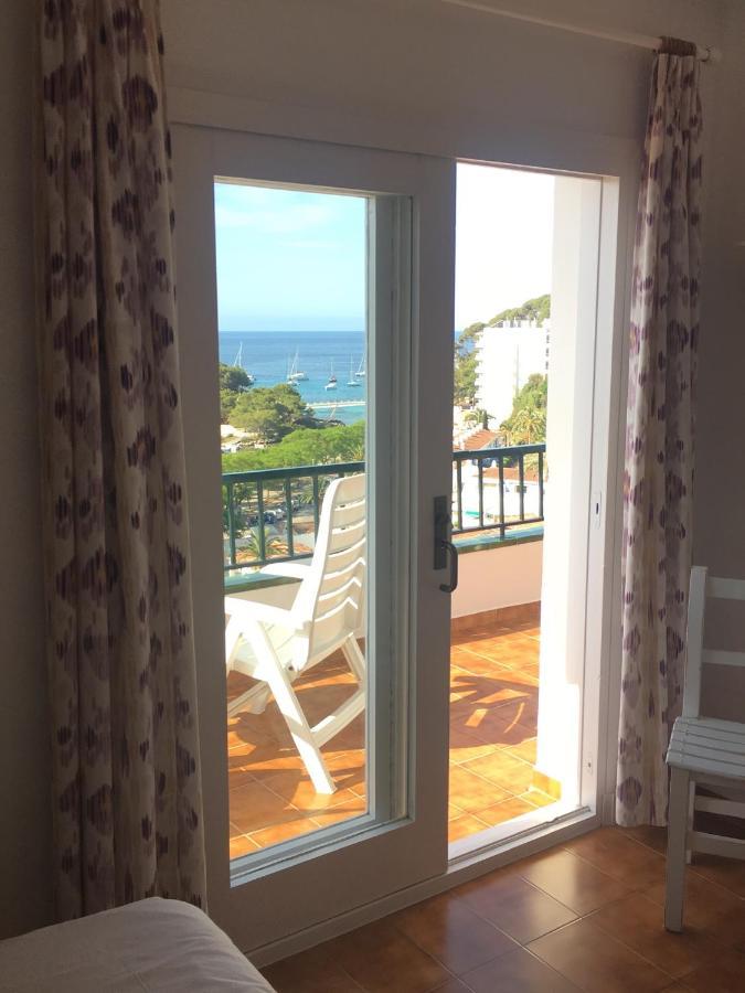 Apartamentos Encanto Del Mar Cala Galdana  Bagian luar foto